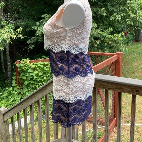 Jessica Simpson white and navy layered lace over nude dress size 10 - Picture 8 of 11